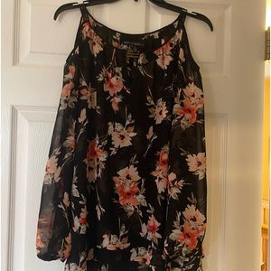 White House black market blouse